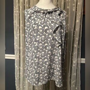 Ann Taylor Factory Black/White Sleeveless Blouse